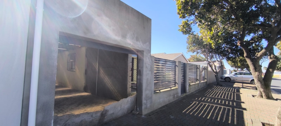 2 Bedroom Property for Sale in Lotus River Western Cape